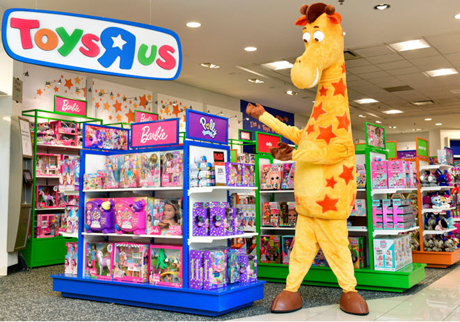 Geoffrey at Toys R Us inside Macy's